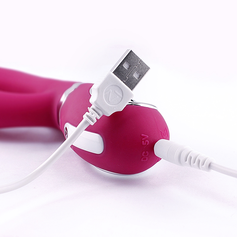 Nomi Tang - USB Charging Cable